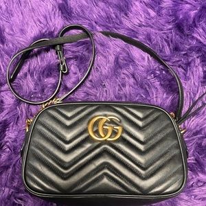 Gucci Small Marmont Shoulder Bag